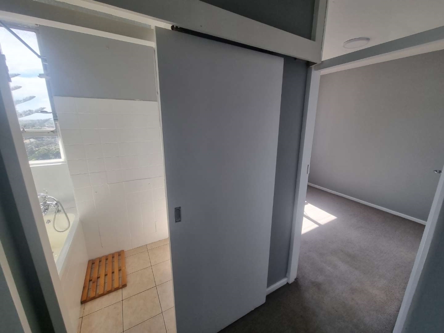 To Let 2 Bedroom Property for Rent in Townsend Estate Western Cape